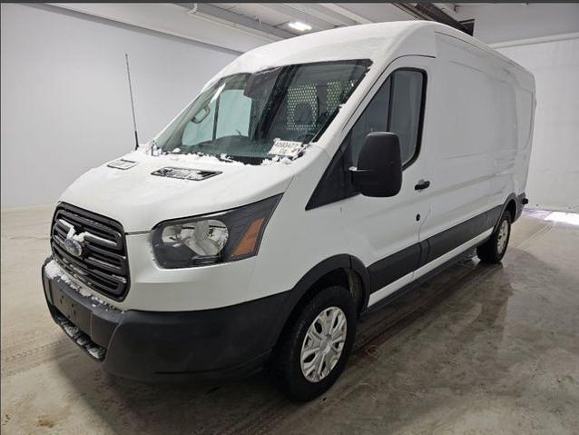 2018 Ford Transit 148 WB Medium Roof Cargo