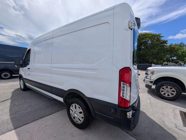 2018 Ford Transit 148 WB Medium Roof Cargo