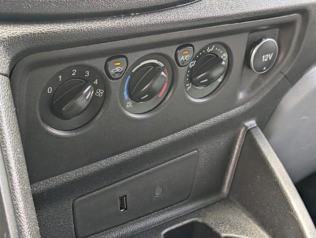 2018 Ford Transit 148 WB Medium Roof Cargo