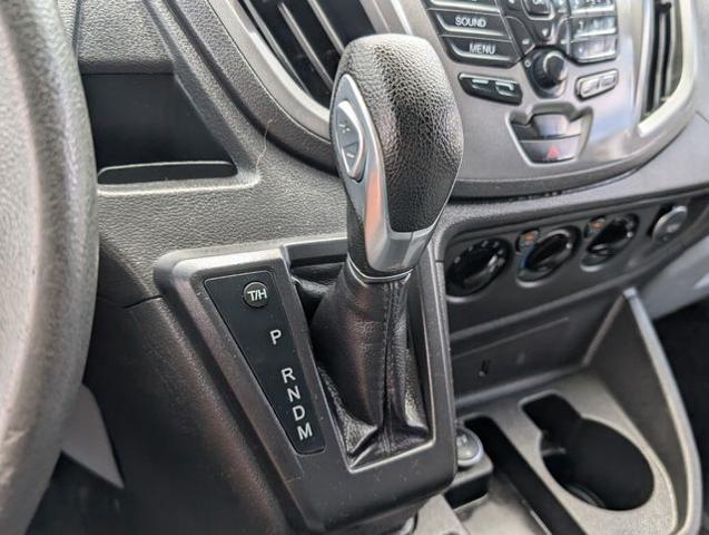 2018 Ford Transit 148 WB Medium Roof Cargo