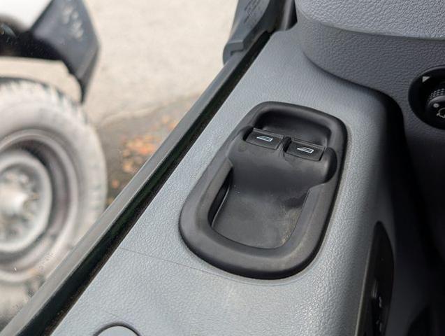 2018 Ford Transit 148 WB Medium Roof Cargo