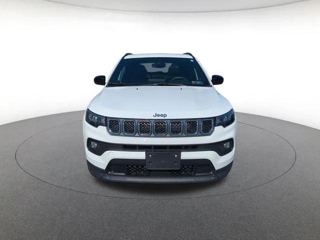 2023 Jeep Compass Latitude Lux FWD