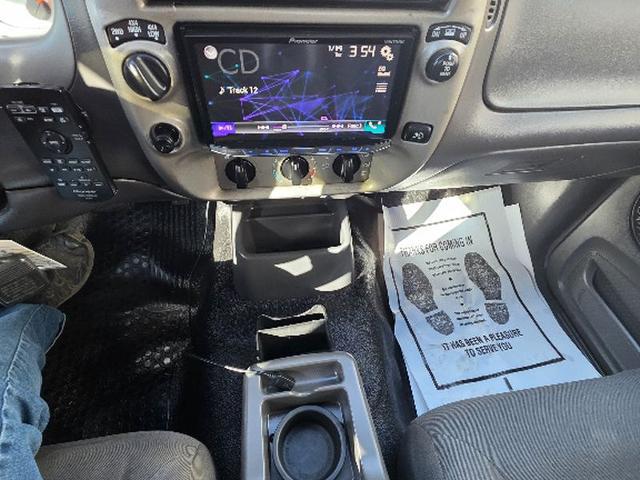 2001 Ford Explorer Sport Trac Base