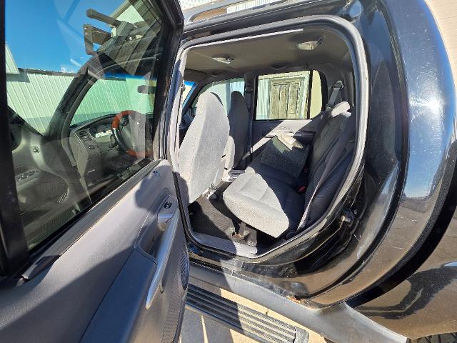 2001 Ford Explorer Sport Trac Base