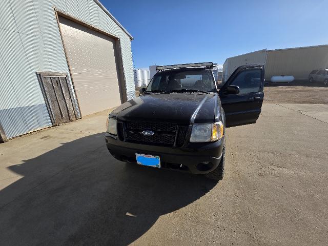 2001 Ford Explorer Sport Trac Base
