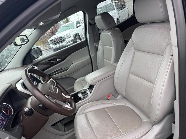 2023 GMC Acadia FWD SLT