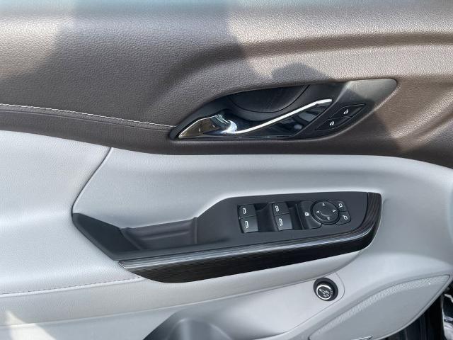 2023 GMC Acadia FWD SLT
