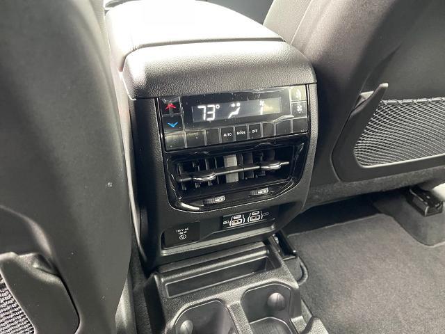 2025 Jeep Grand Cherokee L Altitude X 4x4