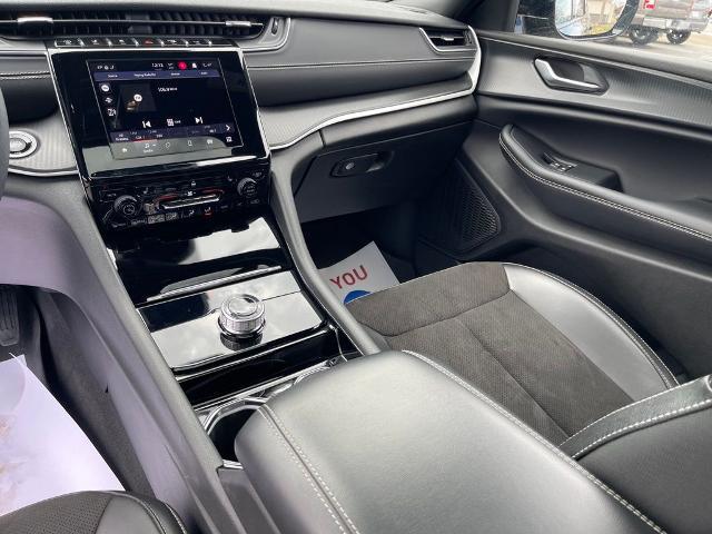 2023 Jeep Grand Cherokee L Altitude X 4x4