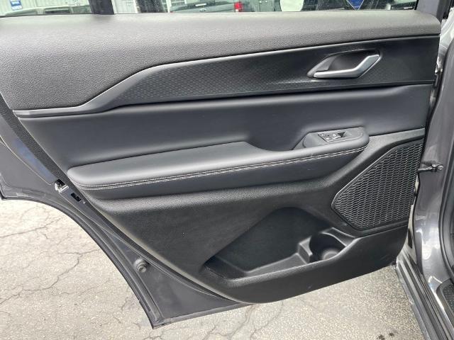 2023 Jeep Grand Cherokee L Altitude X 4x4