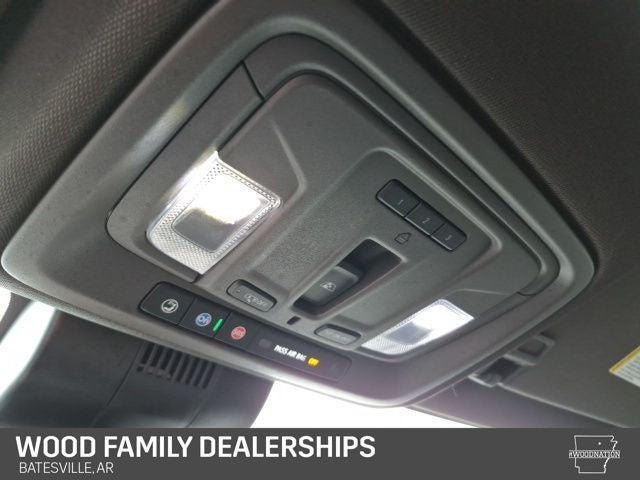 2023 GMC Sierra 1500 4WD Crew Cab Short Box SLT
