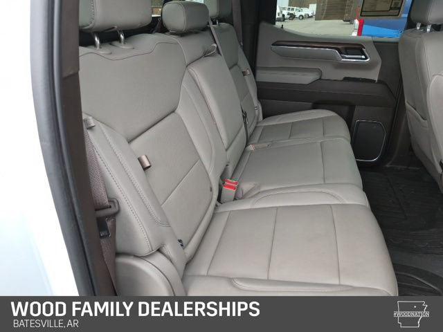 2023 GMC Sierra 1500 4WD Crew Cab Short Box SLT