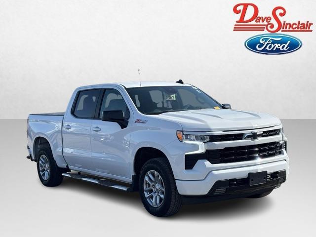 2024 Chevrolet Silverado 1500 4WD Crew Cab Short Bed RST
