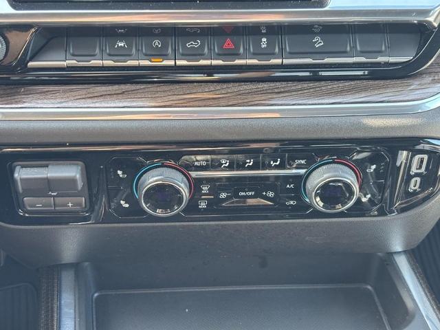 2024 Chevrolet Silverado 1500 4WD Crew Cab Short Bed RST