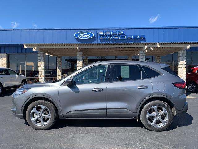 2025 Ford Escape ST-Line