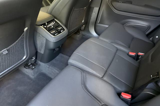 2026 Volvo XC90 Plus, B5 AWD Gas (mild hybrid), Gasoline, Bright, 7 Seats