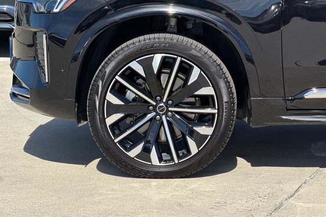 2026 Volvo XC90 Plus, B5 AWD Gas (mild hybrid), Gasoline, Bright, 7 Seats