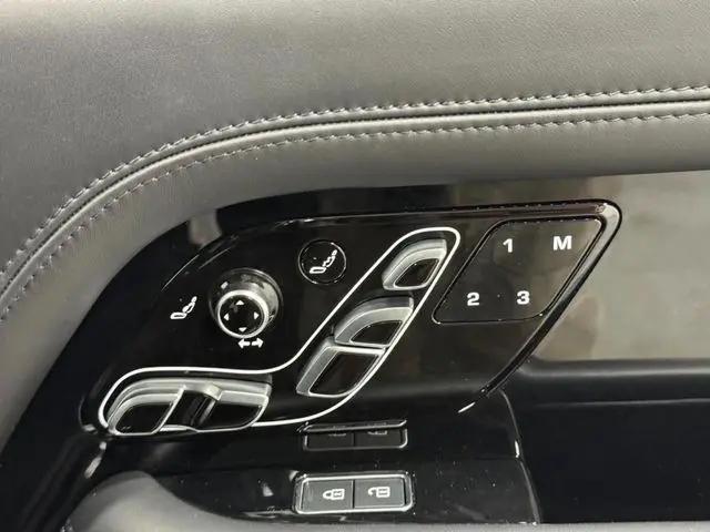 2022 Land Rover Range Rover Autobiography