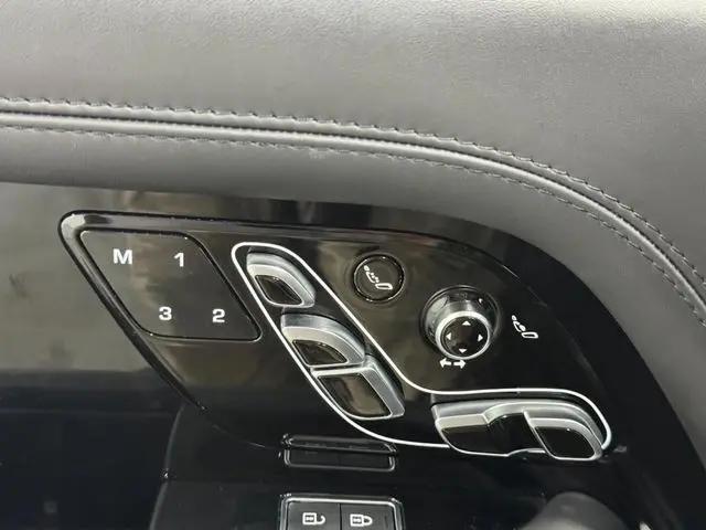 2022 Land Rover Range Rover Autobiography