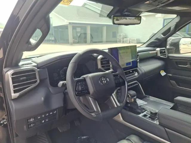 2026 Toyota Tundra Platinum CrewMax 5.5' Bed