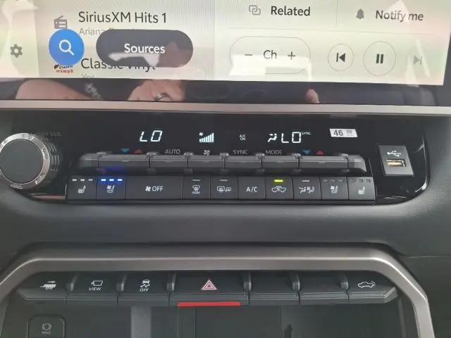 2026 Toyota Tundra Platinum CrewMax 5.5' Bed