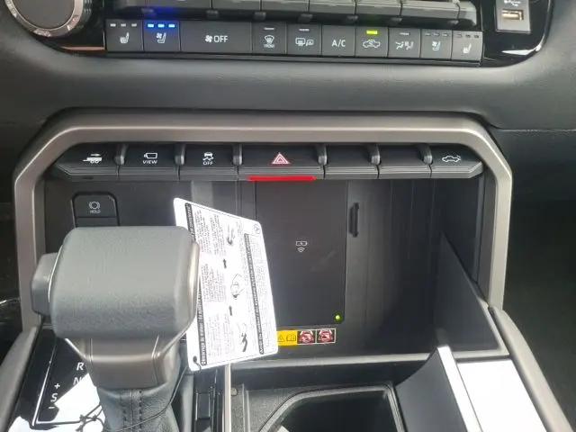 2026 Toyota Tundra Platinum CrewMax 5.5' Bed