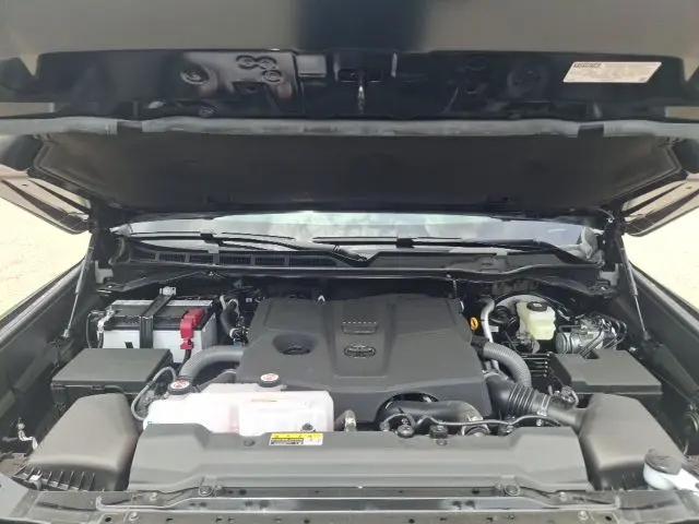 2026 Toyota Tundra Platinum CrewMax 5.5' Bed