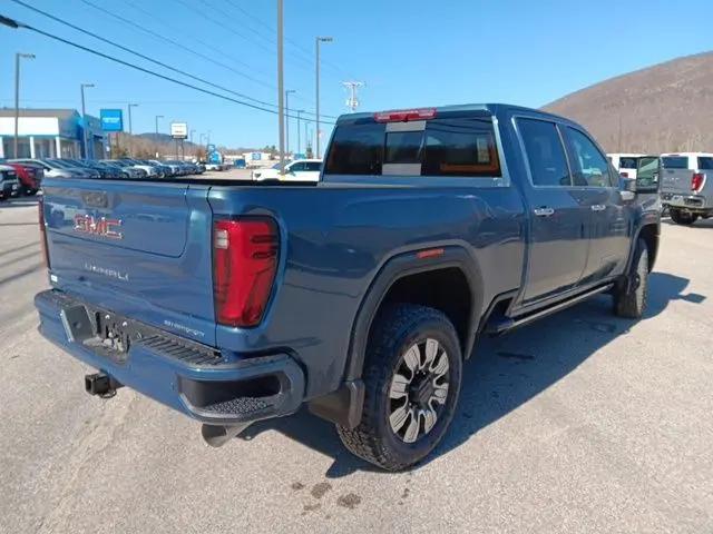 2026 GMC Sierra 2500HD Crew Cab, Standard Bed, Denali, 4WD
