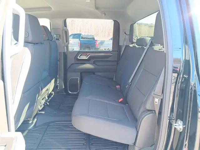 2026 GMC Sierra 3500HD Crew Cab, Long Bed, SLE, 4WD