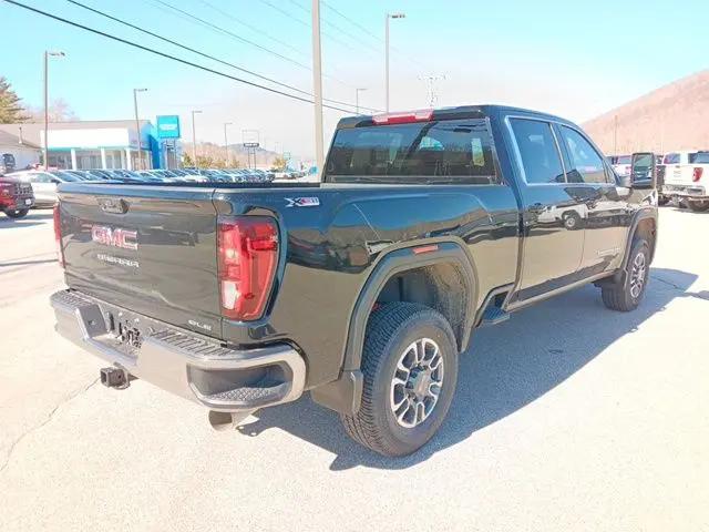 2026 GMC Sierra 3500HD Crew Cab, Long Bed, SLE, 4WD
