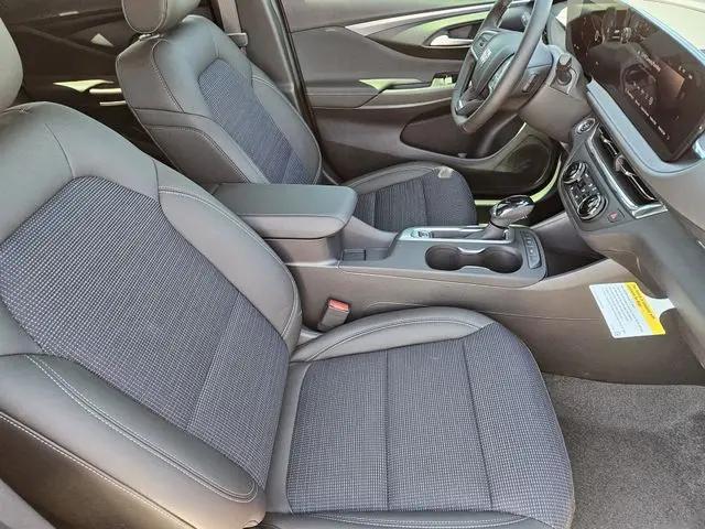 2026 Buick NV Preferred FWD