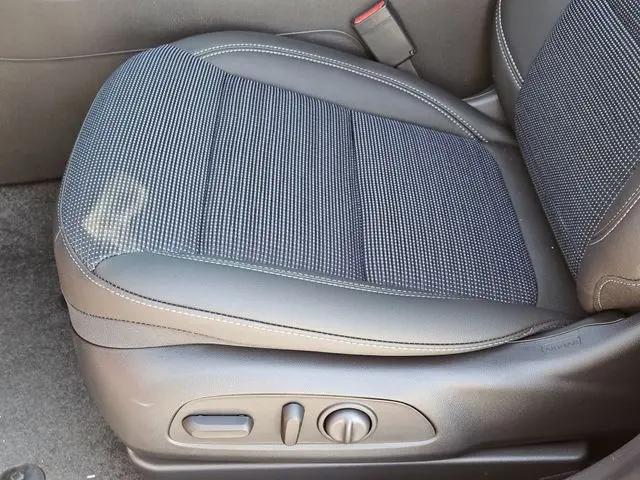 2026 Buick NV Preferred FWD