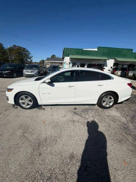 2020 Chevrolet Malibu FWD 1FL
