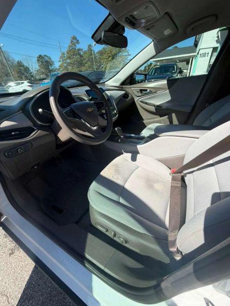 2020 Chevrolet Malibu FWD 1FL
