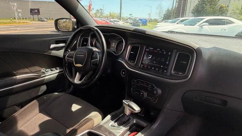2018 Dodge Charger SXT Plus RWD