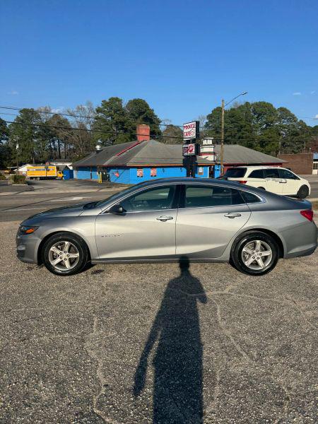 2023 Chevrolet Malibu FWD 1FL
