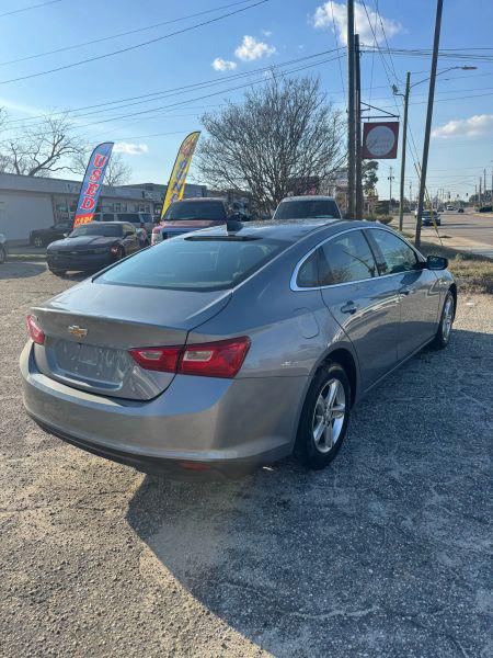 2023 Chevrolet Malibu FWD 1FL