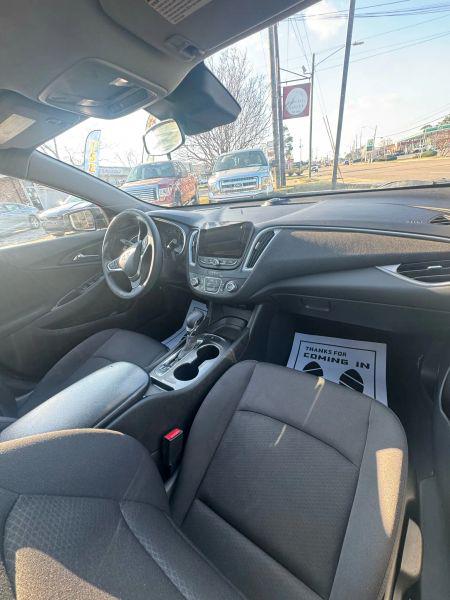 2023 Chevrolet Malibu FWD 1FL