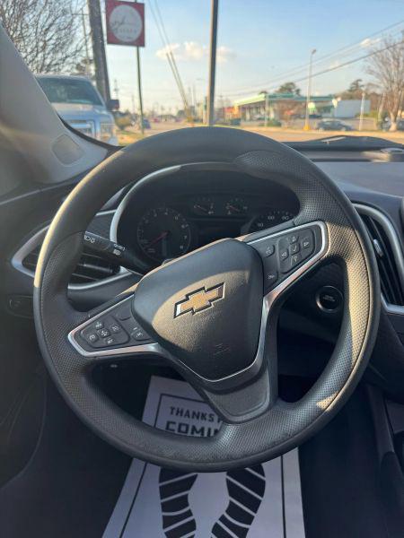 2023 Chevrolet Malibu FWD 1FL
