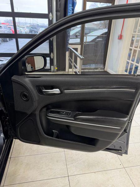 2018 Chrysler 300 Touring