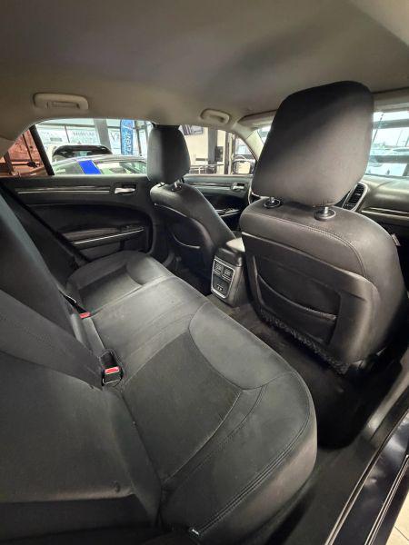 2018 Chrysler 300 Touring
