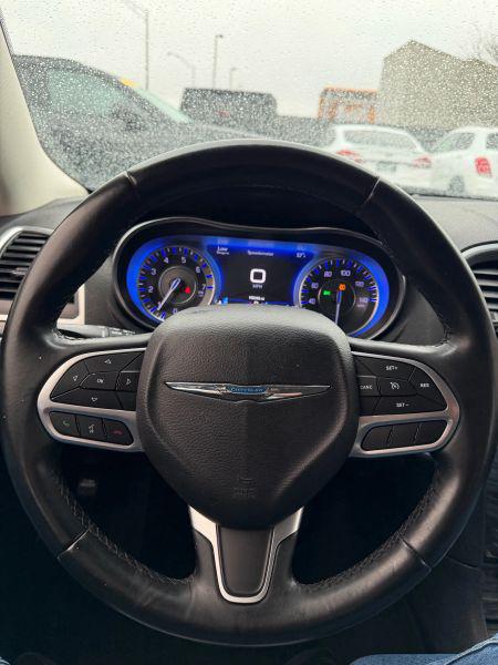 2018 Chrysler 300 Touring