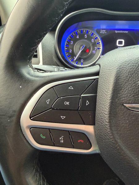 2018 Chrysler 300 Touring