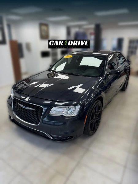2018 Chrysler 300 Touring for sale in Midlothian, IL