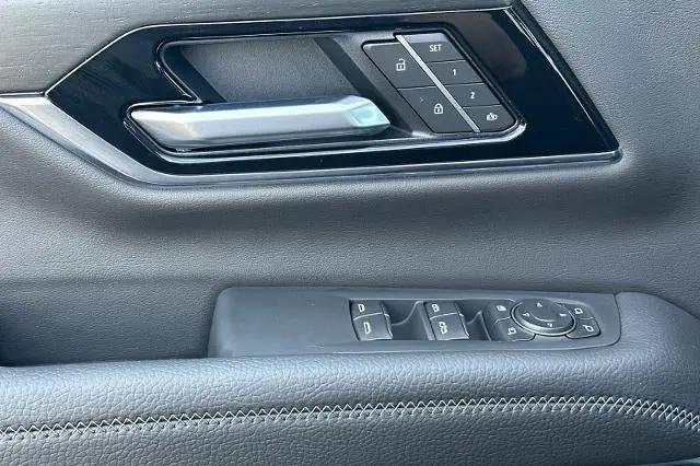 2026 GMC Yukon XL 4WD Denali