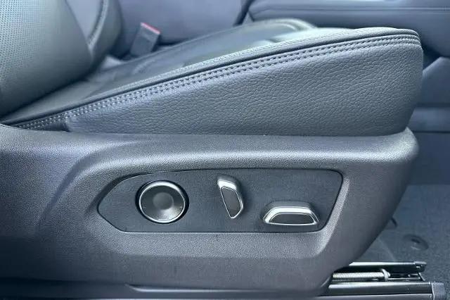 2026 GMC Yukon XL 4WD Denali