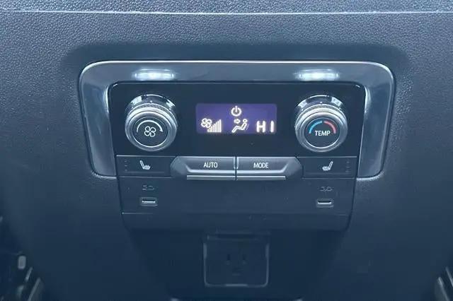 2026 GMC Yukon XL 4WD Denali
