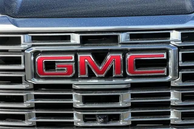 2026 GMC Yukon XL 4WD Denali