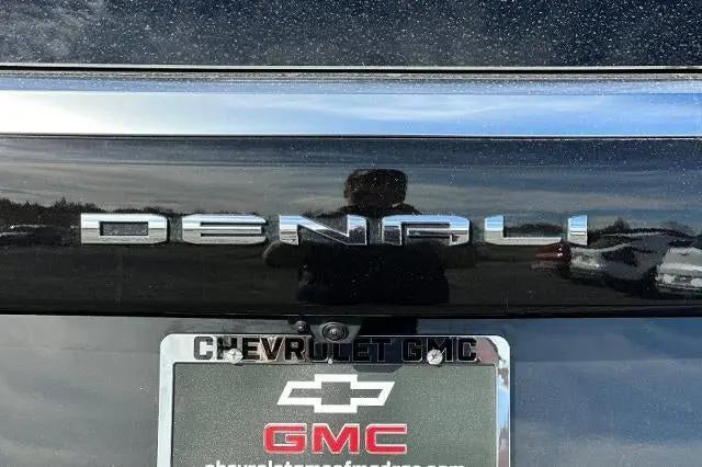 2026 GMC Yukon XL 4WD Denali
