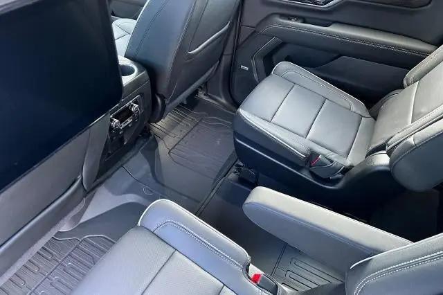 2026 GMC Yukon XL 4WD Elevation